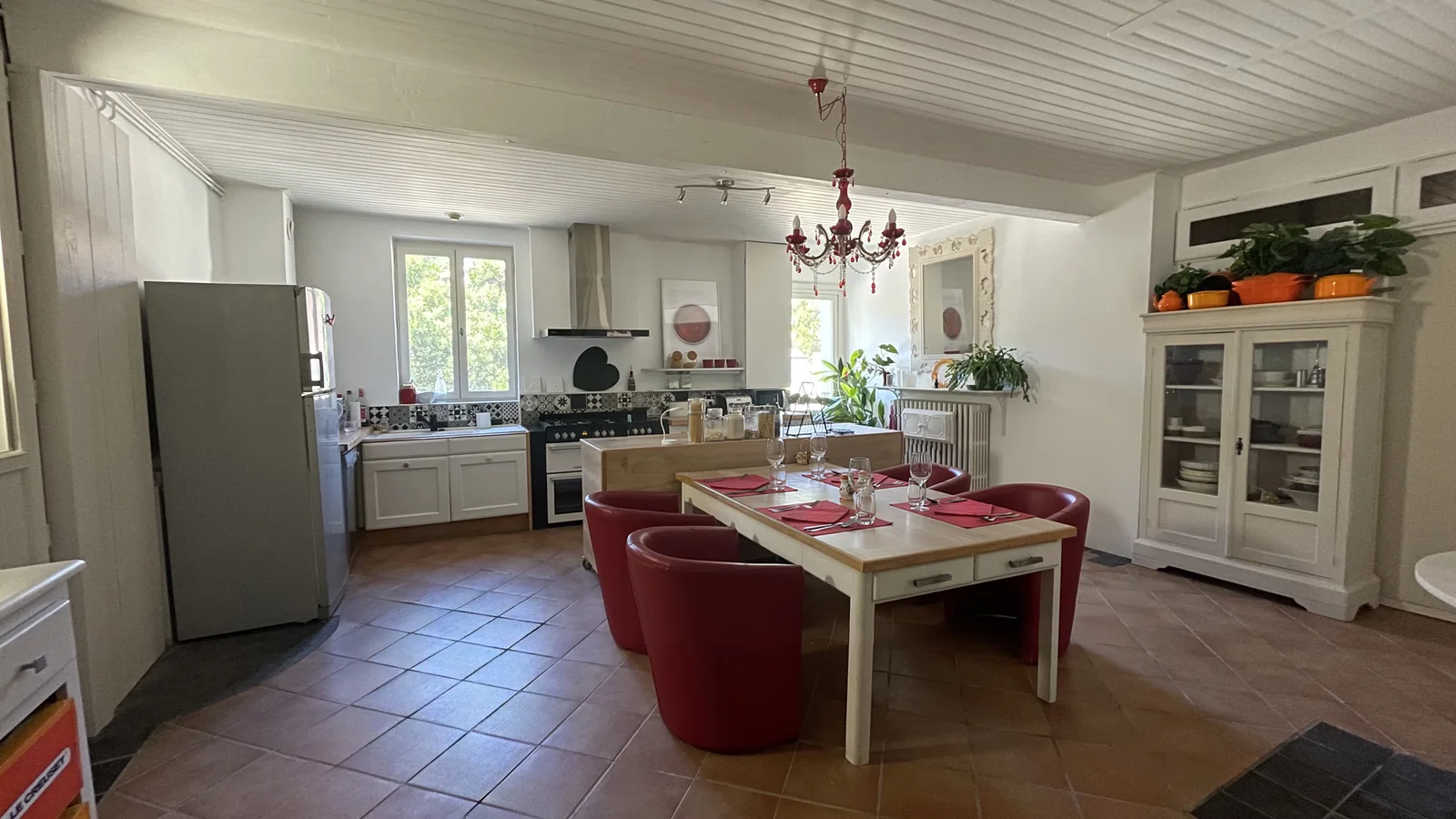 Cuisine et salle à manger partagées avec les propriétaires